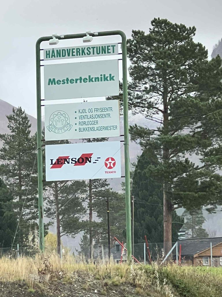 Vi har flyttet til nye og bedre lokaler!